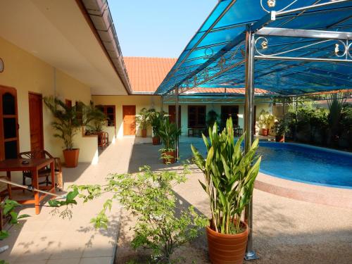 Malee Resort in Kamphaeng Phet, Thailand