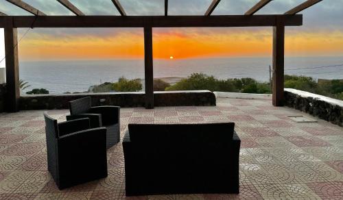 Waterfront Villa — 4-Star Luxury Hotel in Pantelleria, Italy