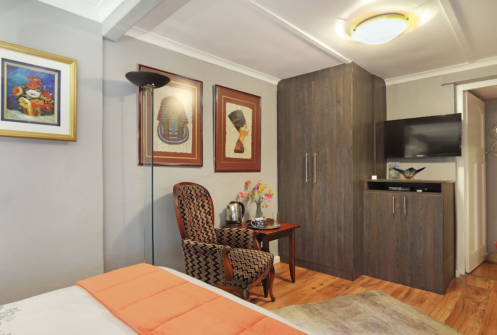 40 Winks Guest House Green Point Cape Town