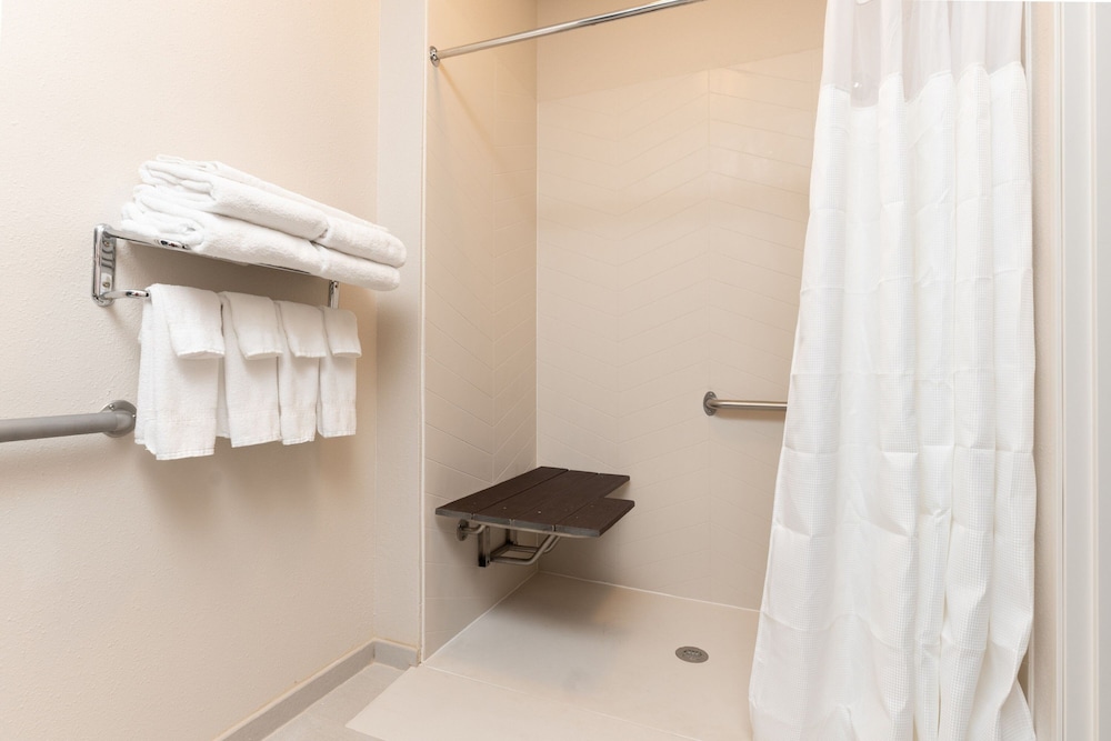 Fairfield Inn & Suites by Marriott Spearfish - photo 16