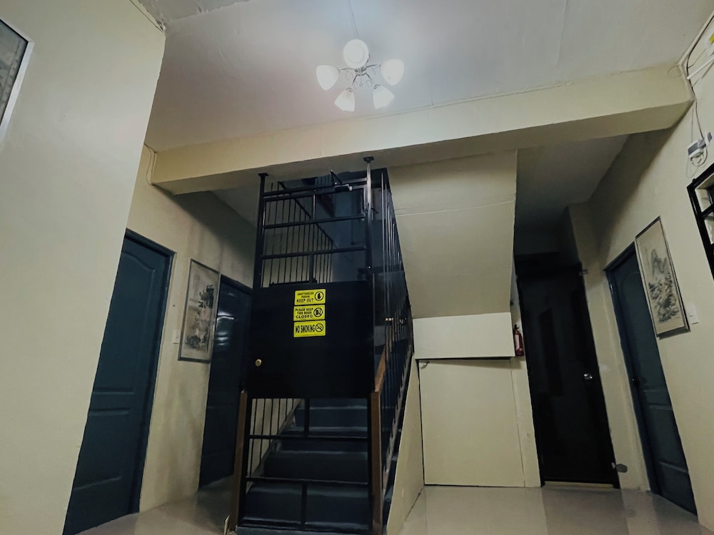 83 F. Bautista St in Quezon, Philippines