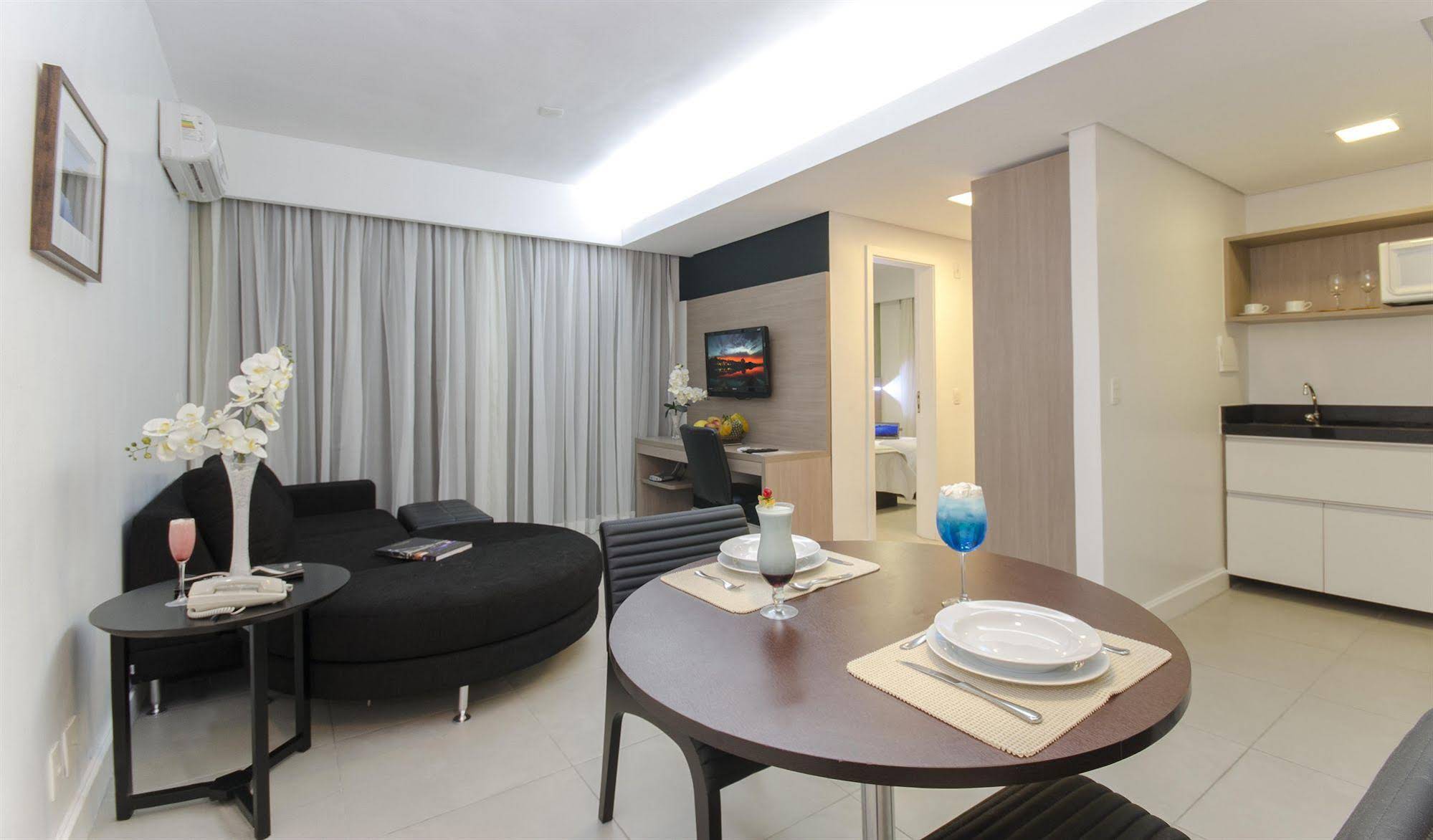 Hotel Adrianópolis All Suites