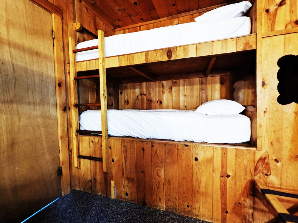 Coadys' Point of View Lake Resort - photo 118
