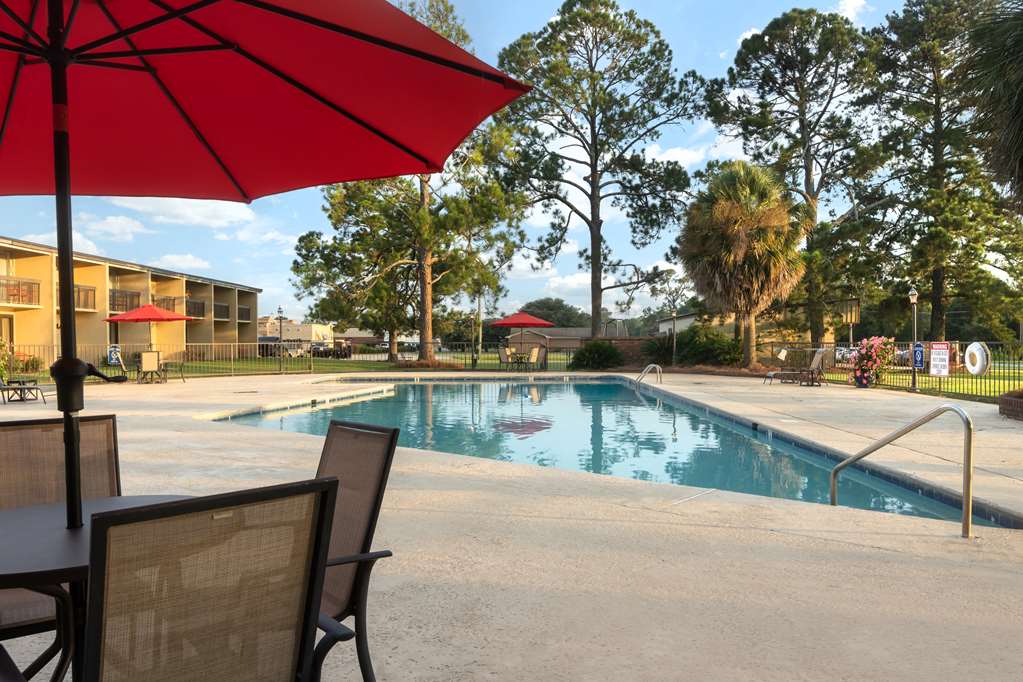 Best Western Colonial Inn - photo 3