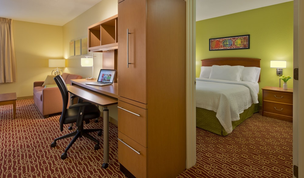 Towneplace Suites by Marriott Cincinnati Blue Ash - photo 5