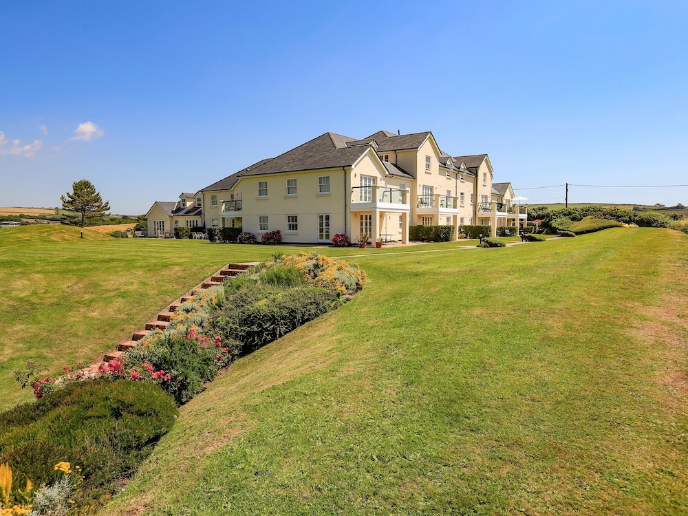 5 Thurlestone Beach - carbon neutral hotel in Kingsbridge