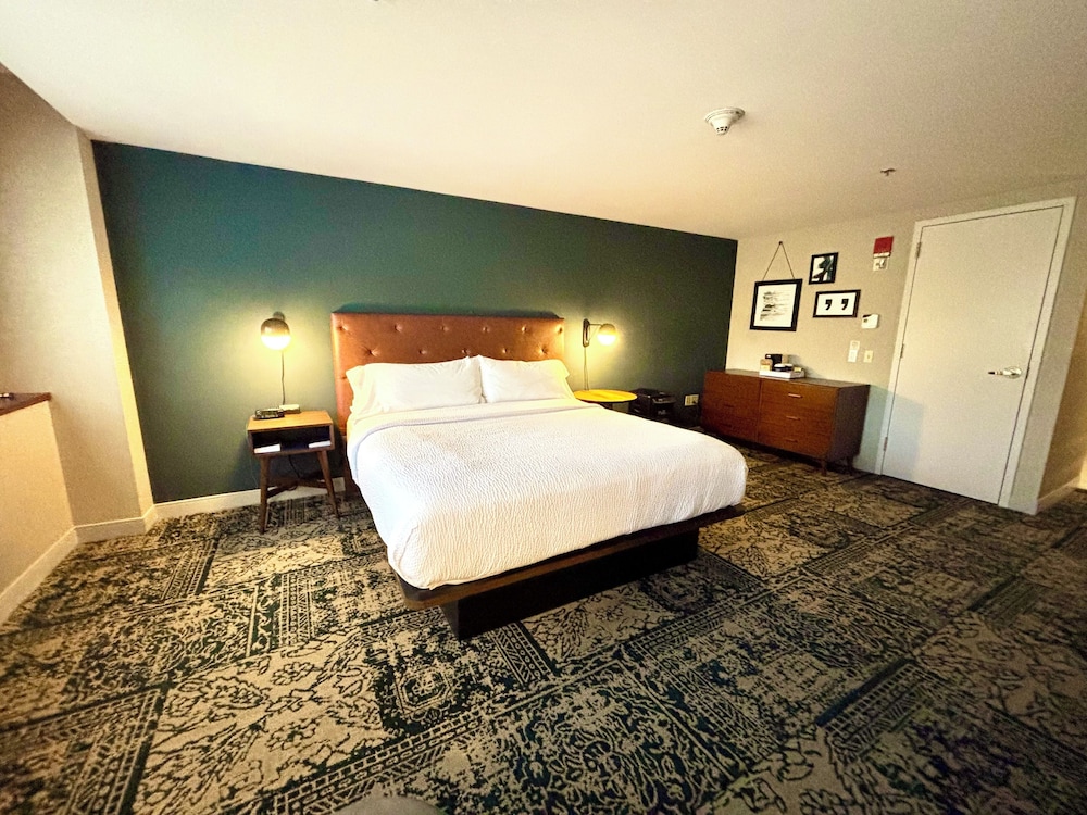 Four Points By Sheraton Norwood - photo 40