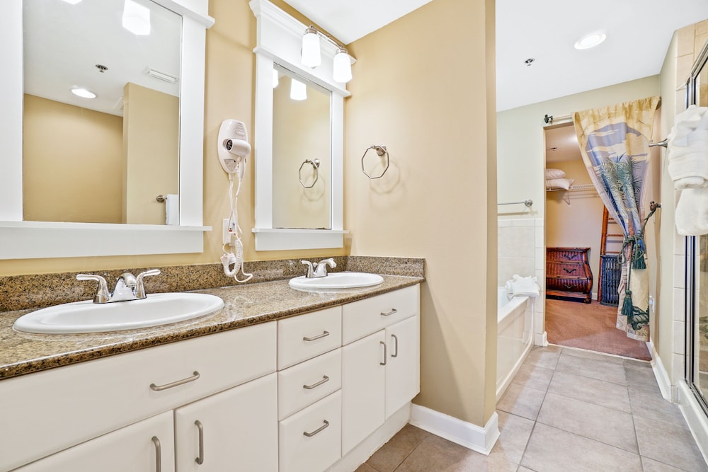 Grand Panama Beach Resort PET Friendly by Panhandle Getaways - photo 113