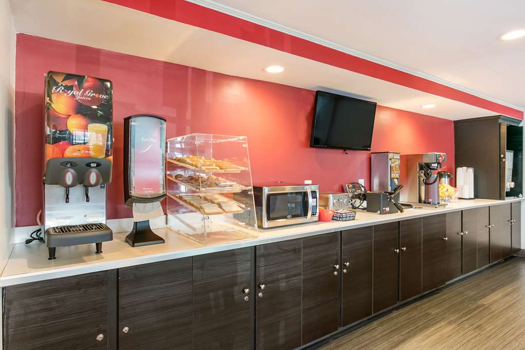 Econo Lodge Frederick I 70 - photo 21