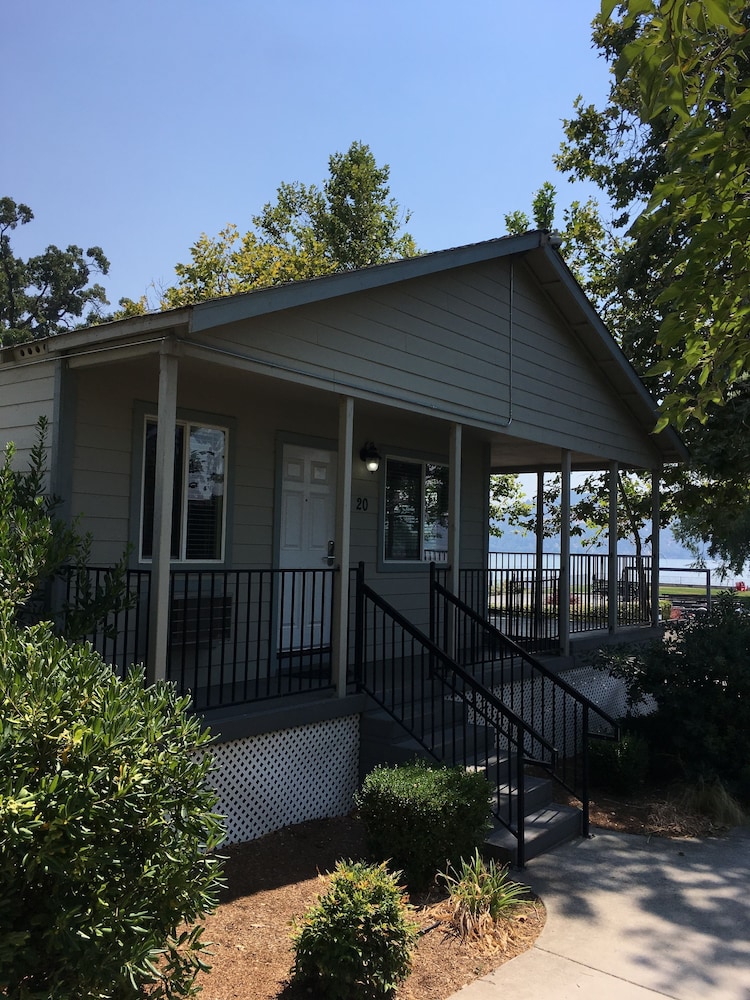 Clear Lake Cottages & Marina - photo 99