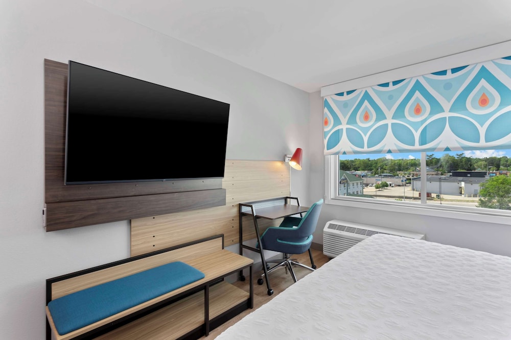 Tru by Hilton Lincoln East - photo 8