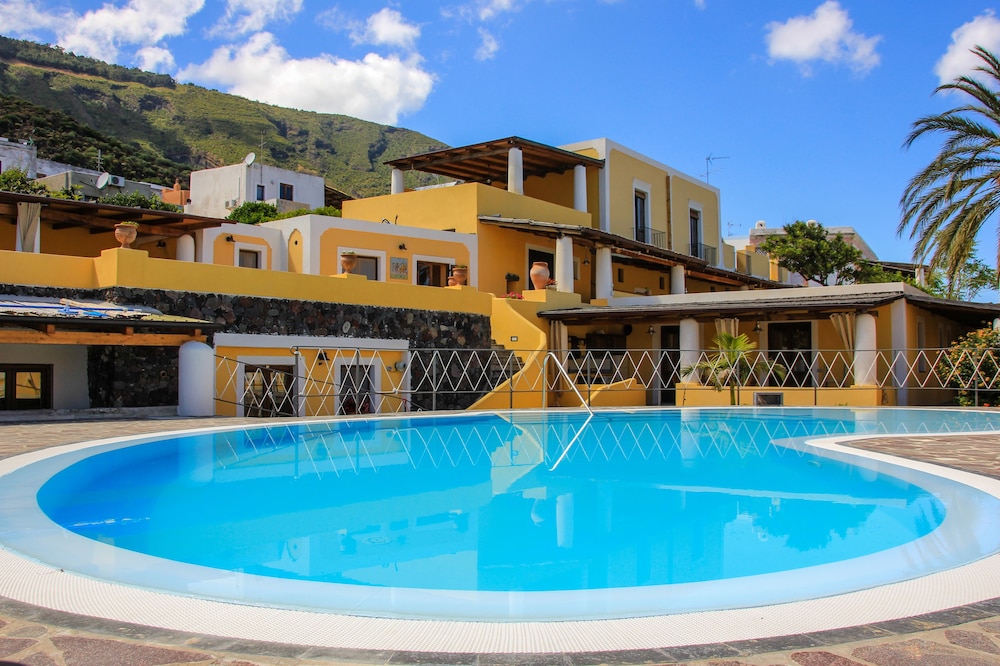 Hotel Arcangelo Salina — Santa Marina Salina