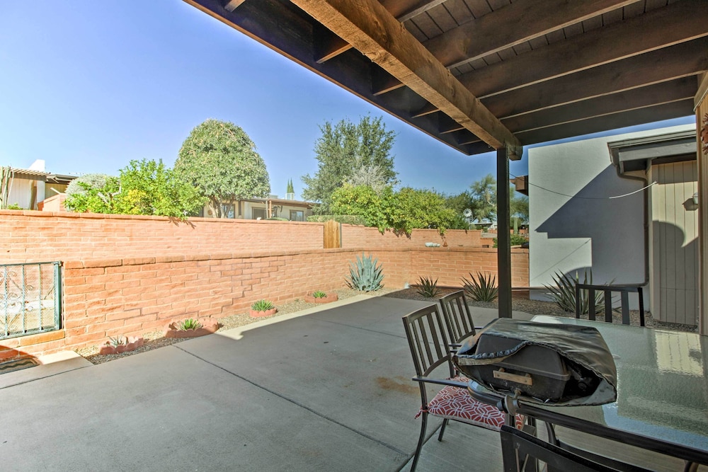 Green Valley Townhome with Patio and Resort Amenities - photo 10