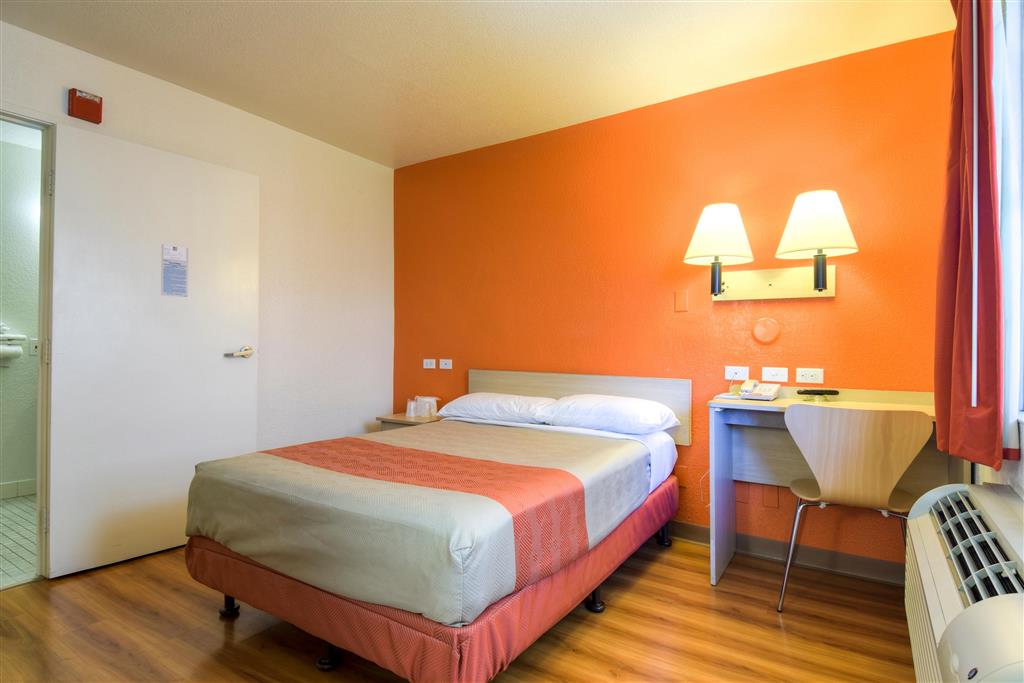 Motel 6 San Dimas CA Los Angeles - photo 19