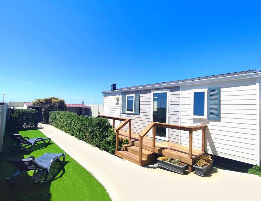 CasinhaDaPraia in Agucadoura, Portugal