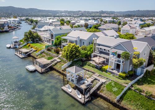 Canal Waterside Lifestyle on Thesen Islands in Knysna, South Africa