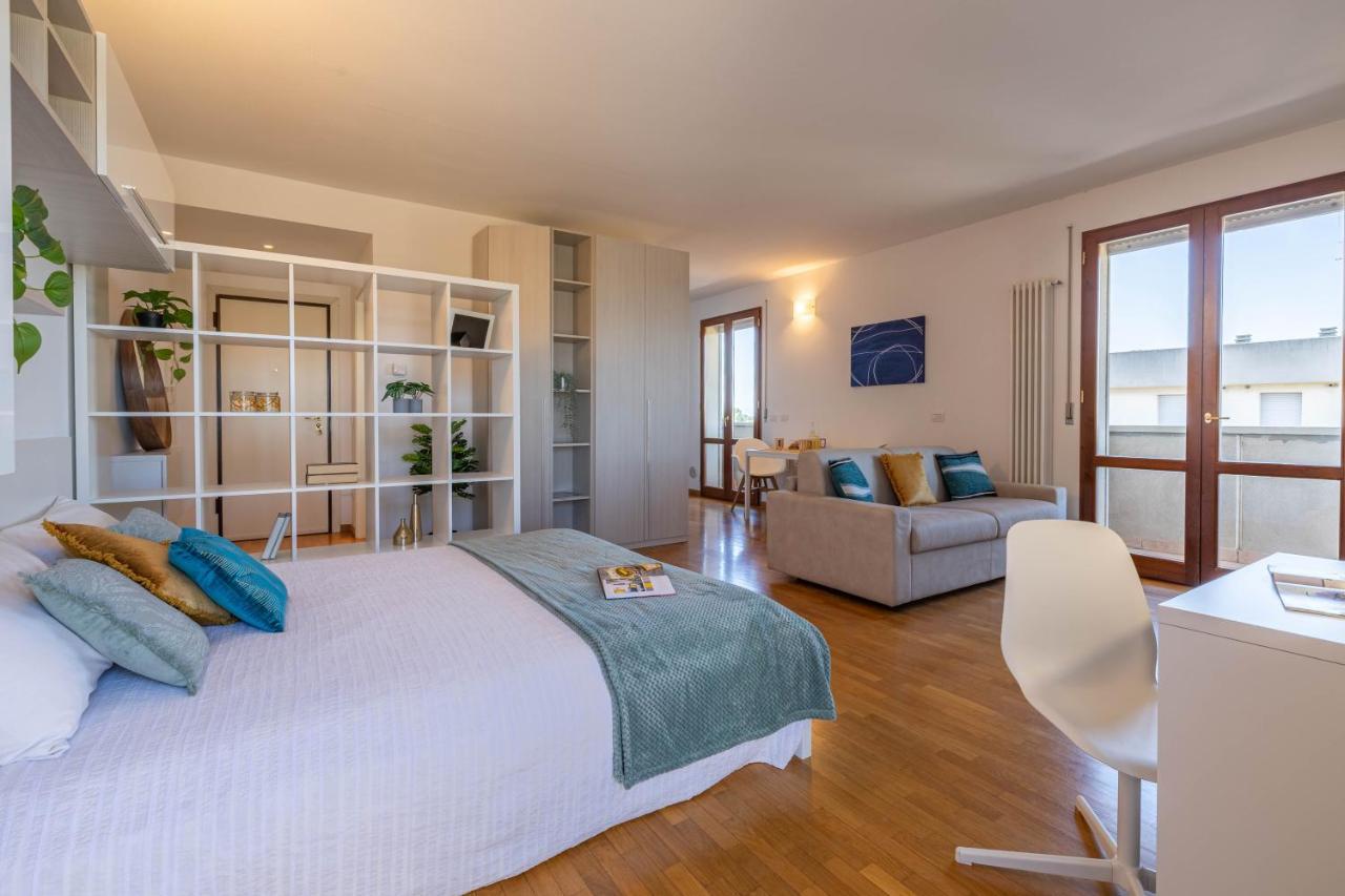 Comforthouse Lussuoso Monolocale — 4-Star Luxury Hotel in Ravenna, Italy