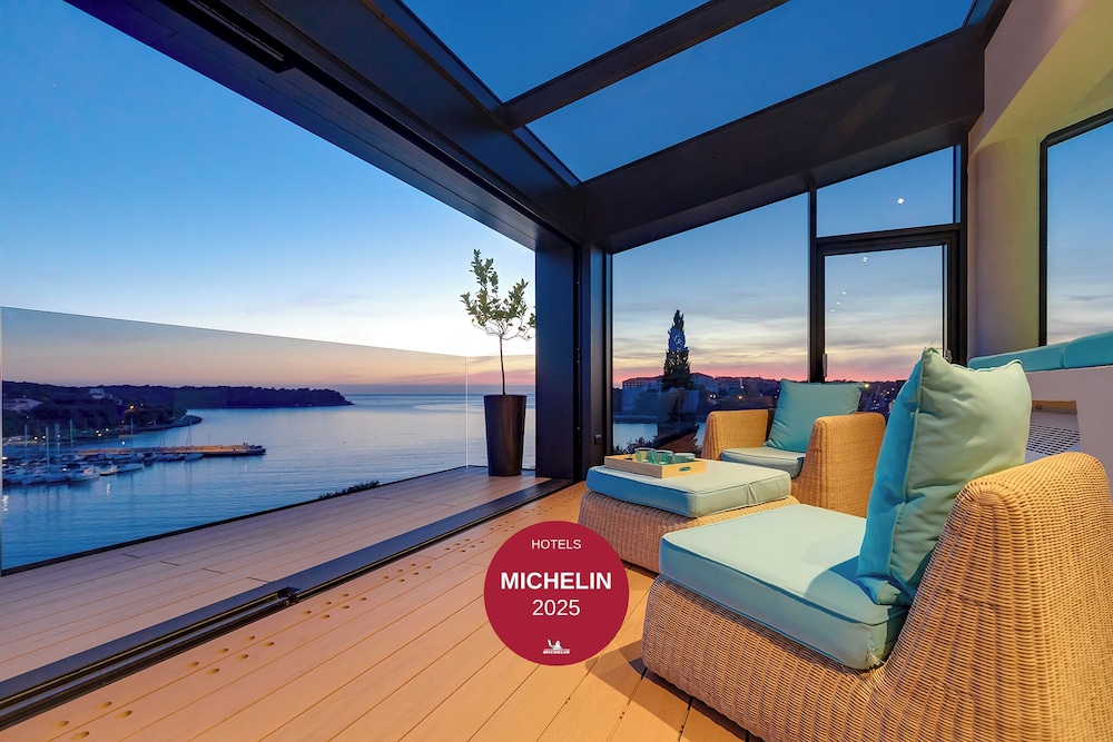 Hotel Valsabbion — 4-Star Luxury Hotel in Medulin, Croatia