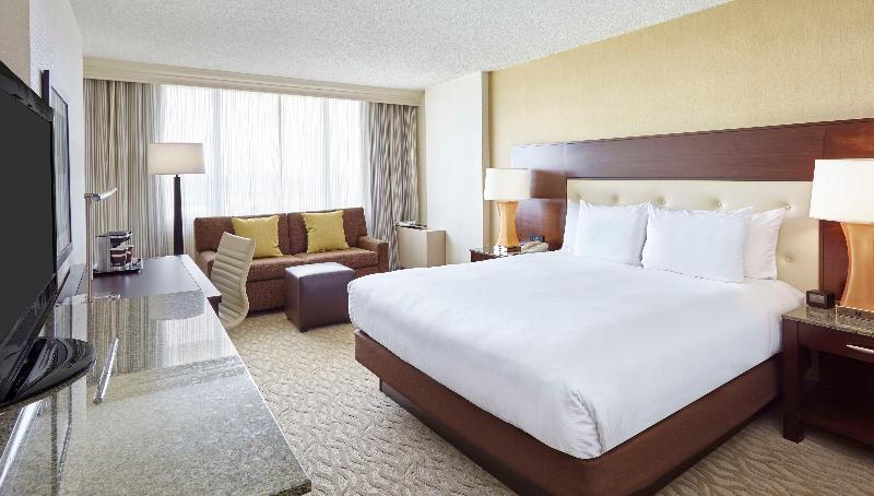 DoubleTree by Hilton Washington DC Crystal City - photo 183