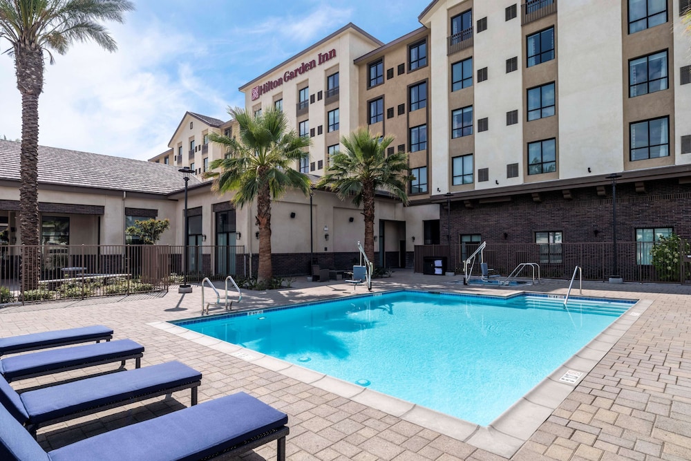 Hilton Garden Inn Pomona Chino - photo 30