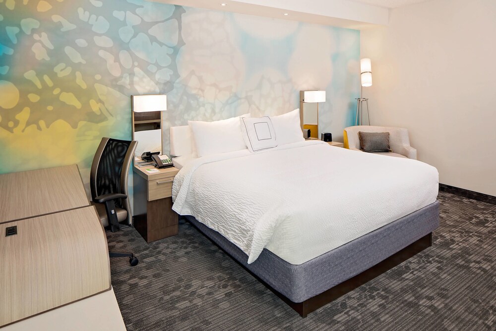 Courtyard by Marriott Dallas Downtown Reunion District - photo 10