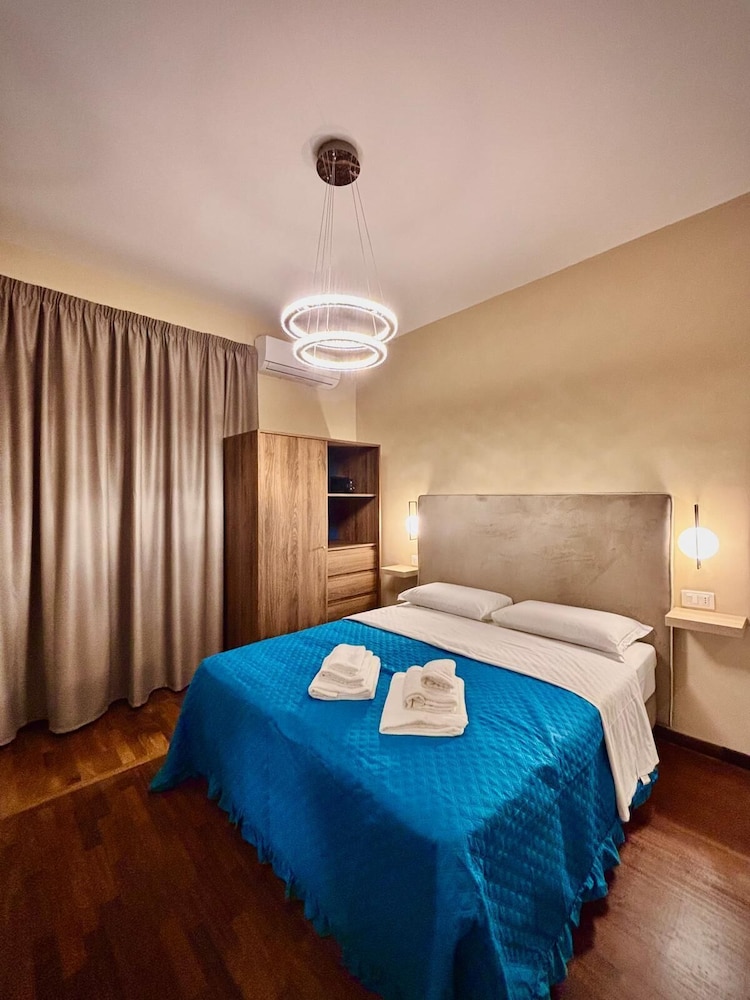 Le vie di San Pietro guest house — 4-Star Luxury Hotel in Rome, Italy