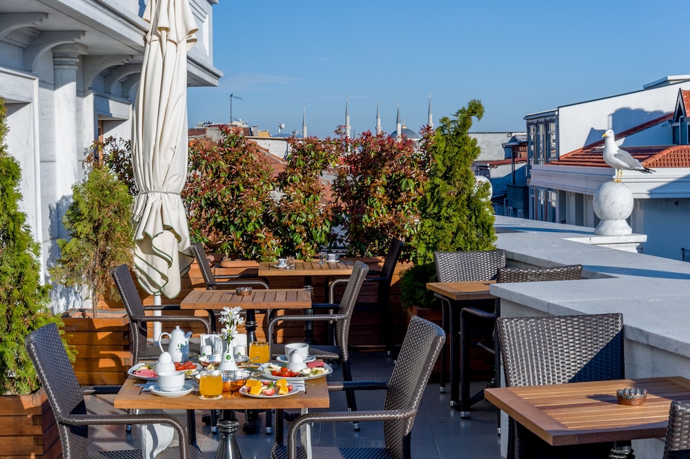 Bizim Otel — 4-Star Luxury Hotel in Istanbul, Turkey
