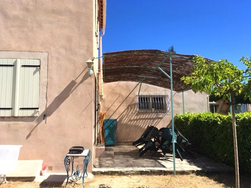 Gite La Benvingude — Ansouis — photo 3