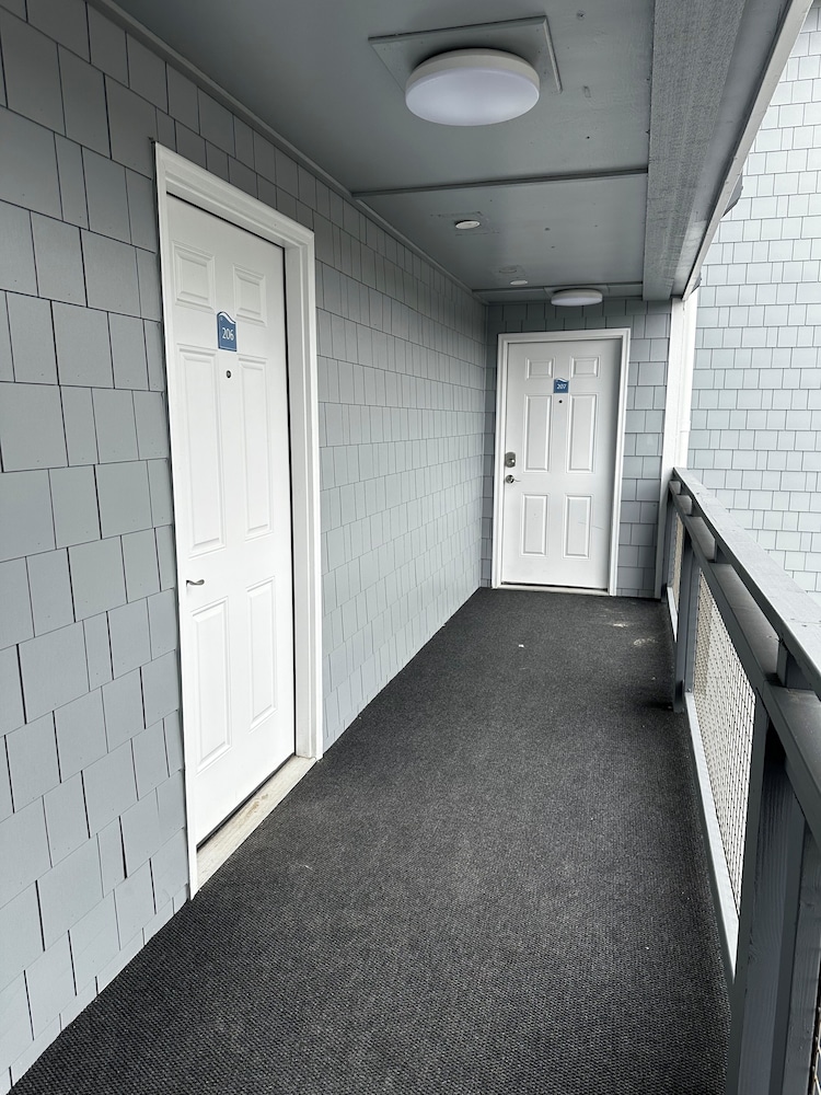 West Beach Suites - photo 115