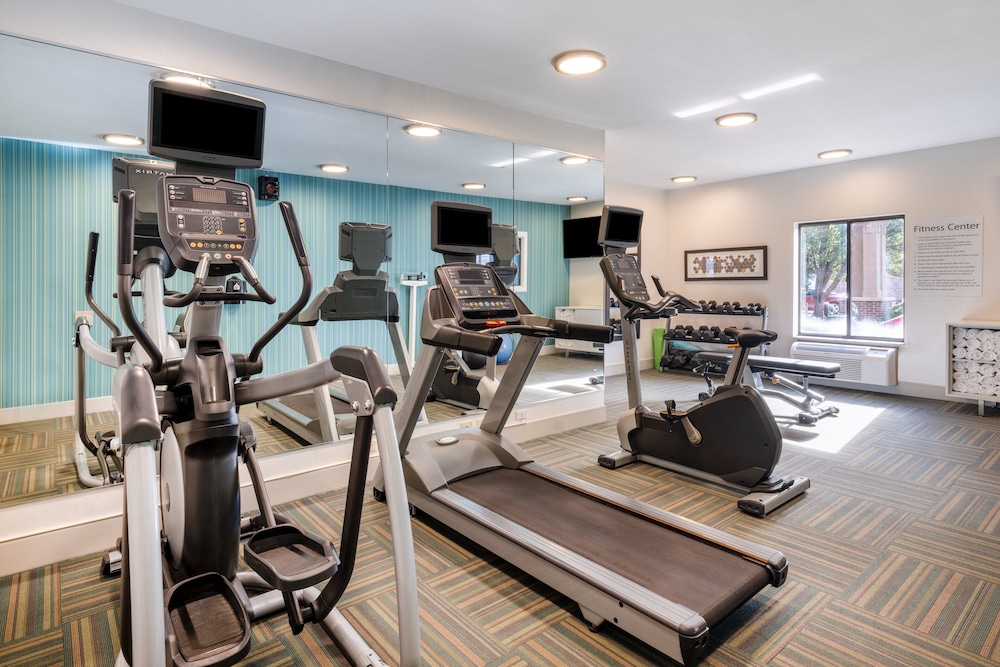 Holiday Inn Express Corydon by IHG - photo 32