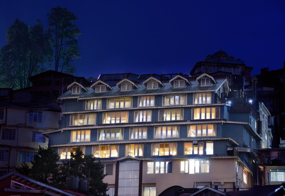 Yashshree Mall Road Darjeeling — 4-Star Luxury Hotel in Darjiling, India