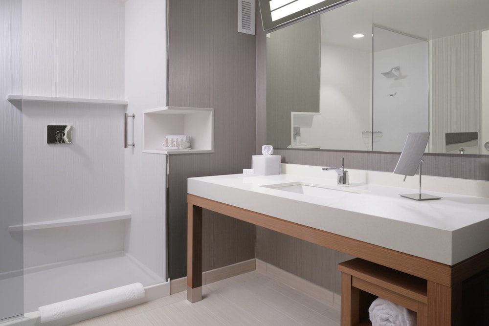 Courtyard by Marriott Austin Pflugerville and Pflugerville Conference Center - photo 9