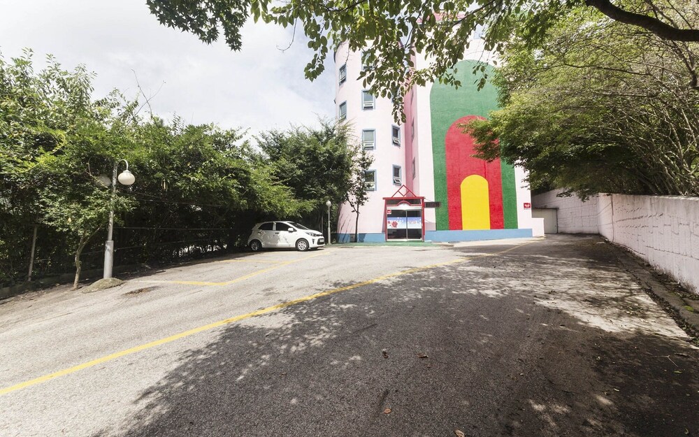 Anseong Mew in Anseong, South Korea