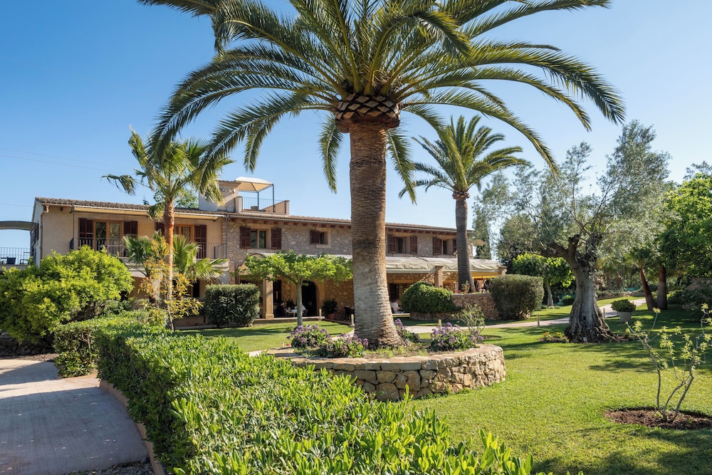 Agroturismo S’Arboçar in Sant Llorenc Des Cardassar, Spain