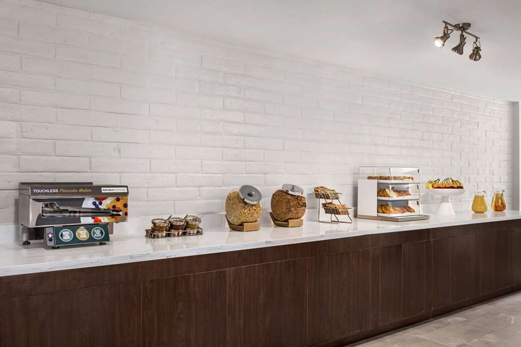 La Quinta Inn by Wyndham Temple - photo 28