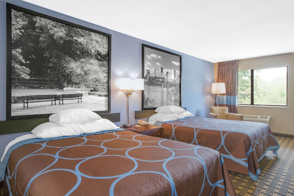 Super 8 by Wyndham Brinkley — Brinkley — photo 4