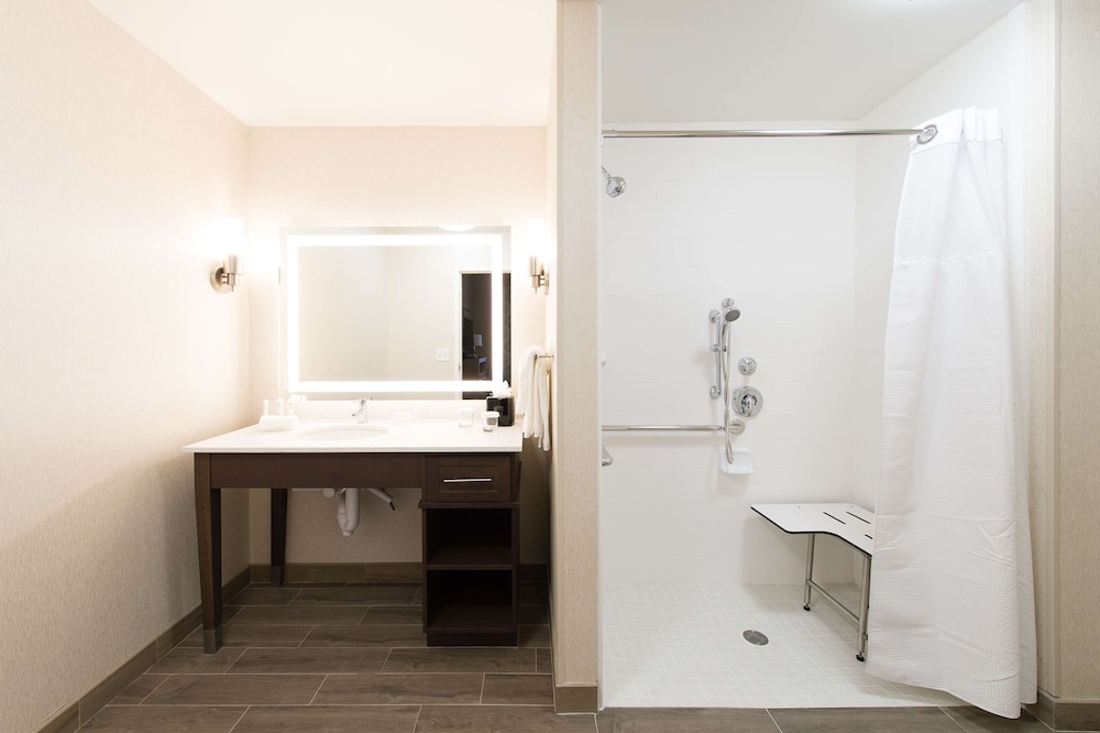 Homewood Suites by Hilton Concord Charlotte - photo 37