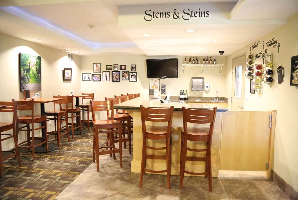 AmericInn by Wyndham Fairfield - photo 34