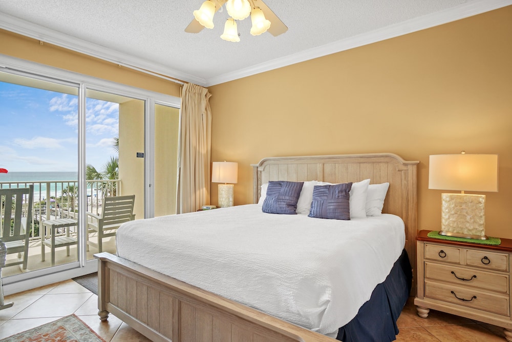 Tides at Top'sl Beach Resort by Panhandle Getaways - featured photo