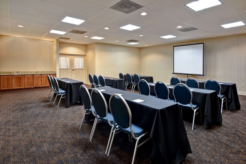 Homewood Suites By Hilton Houston IAH Airport Beltway 8 - photo 37