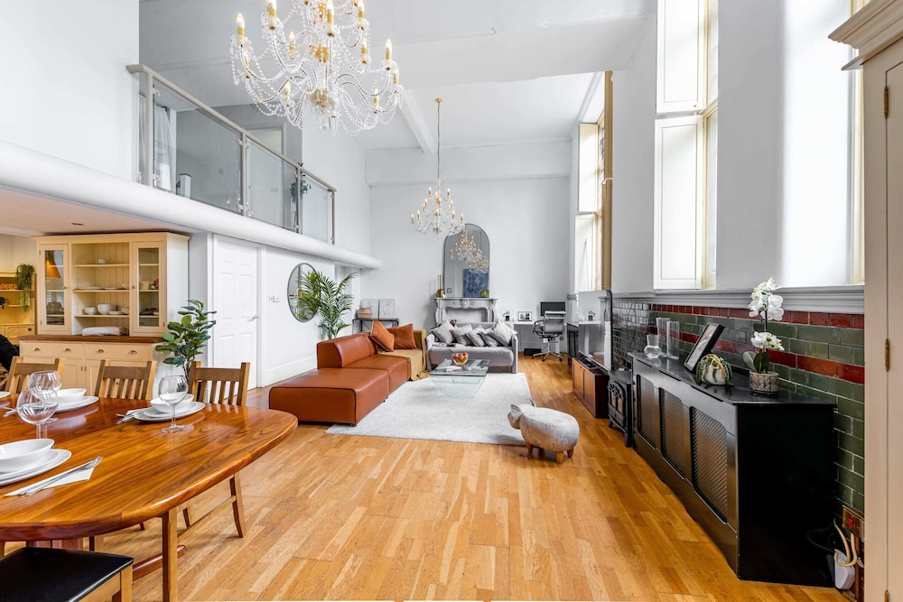 Extremely Rare Luxury Loft - last minute hotel in London