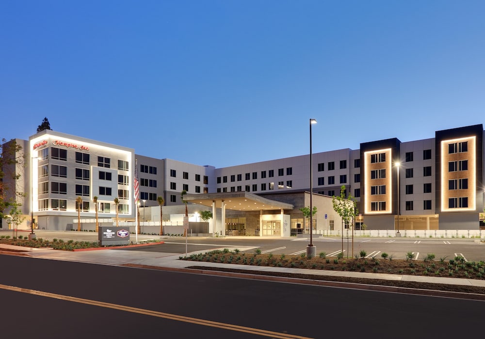 Hampton Inn by Hilton Irvine Spectrum Lake Forest - photo 29