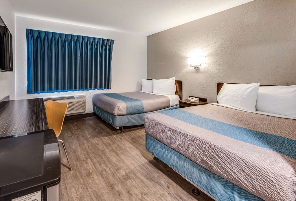 Motel 6 Fort Wayne IN - photo 14