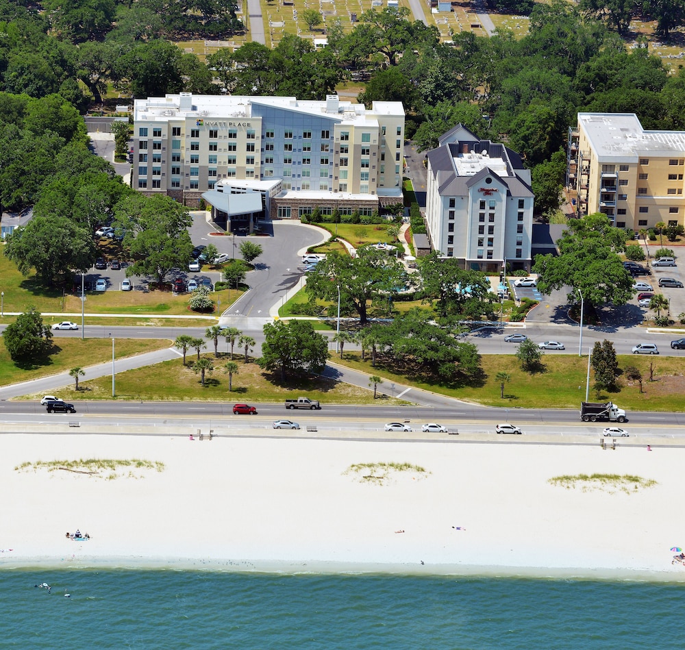 Hampton Inn Biloxi - photo 46