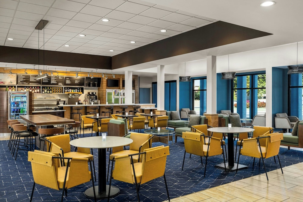 Courtyard by Marriott Atlanta Northlake - photo 35