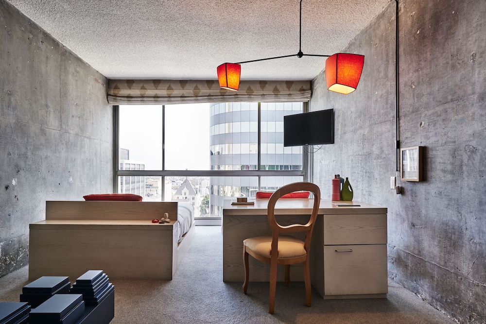 The Line Hotel - photo 16