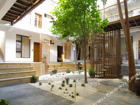 Qiutu - carbon neutral hotel in Dali