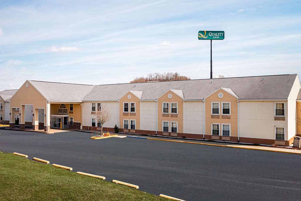 Quality Inn Fairmont — Fairmont