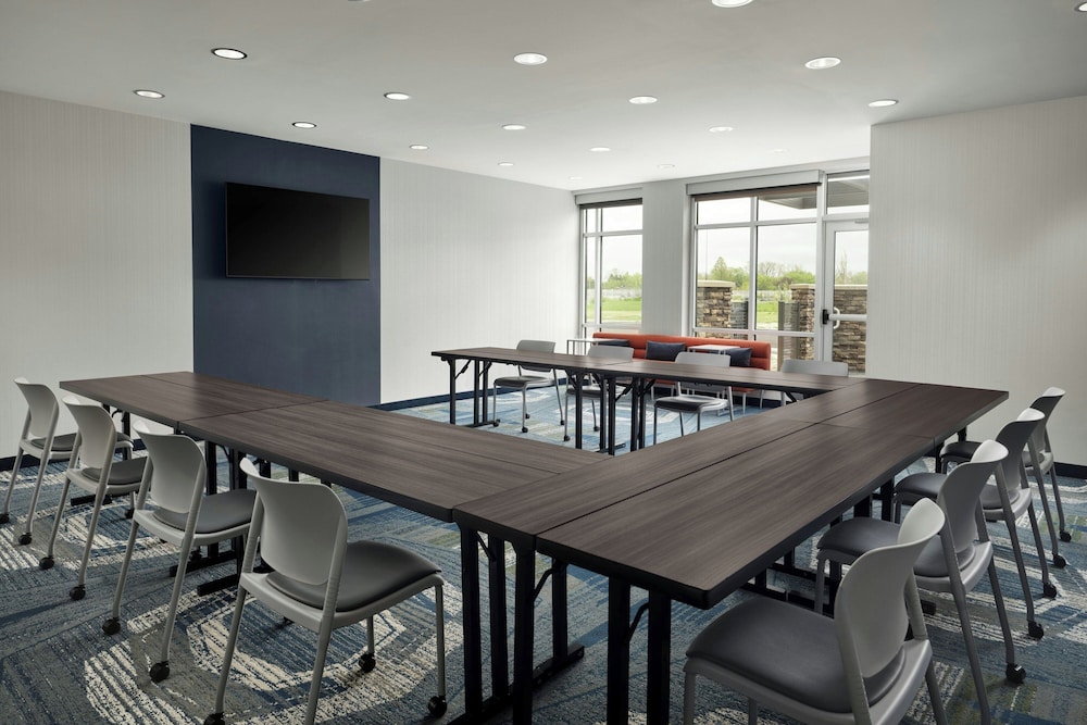 Springhill Suites By Marriott Troy Dayton - photo 21