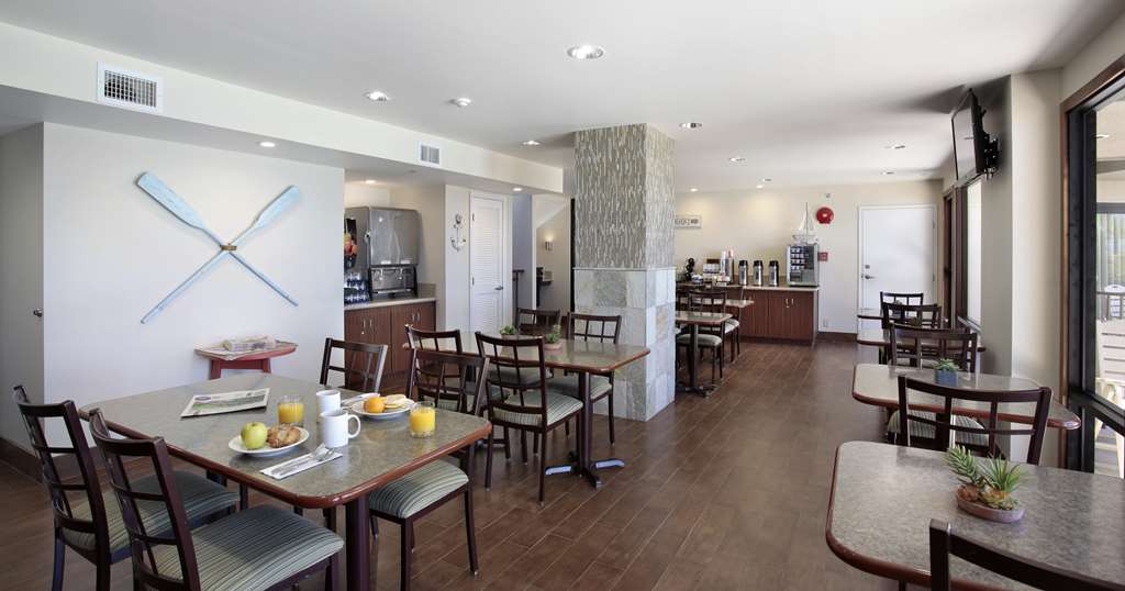 Inn at the Cove - photo 8